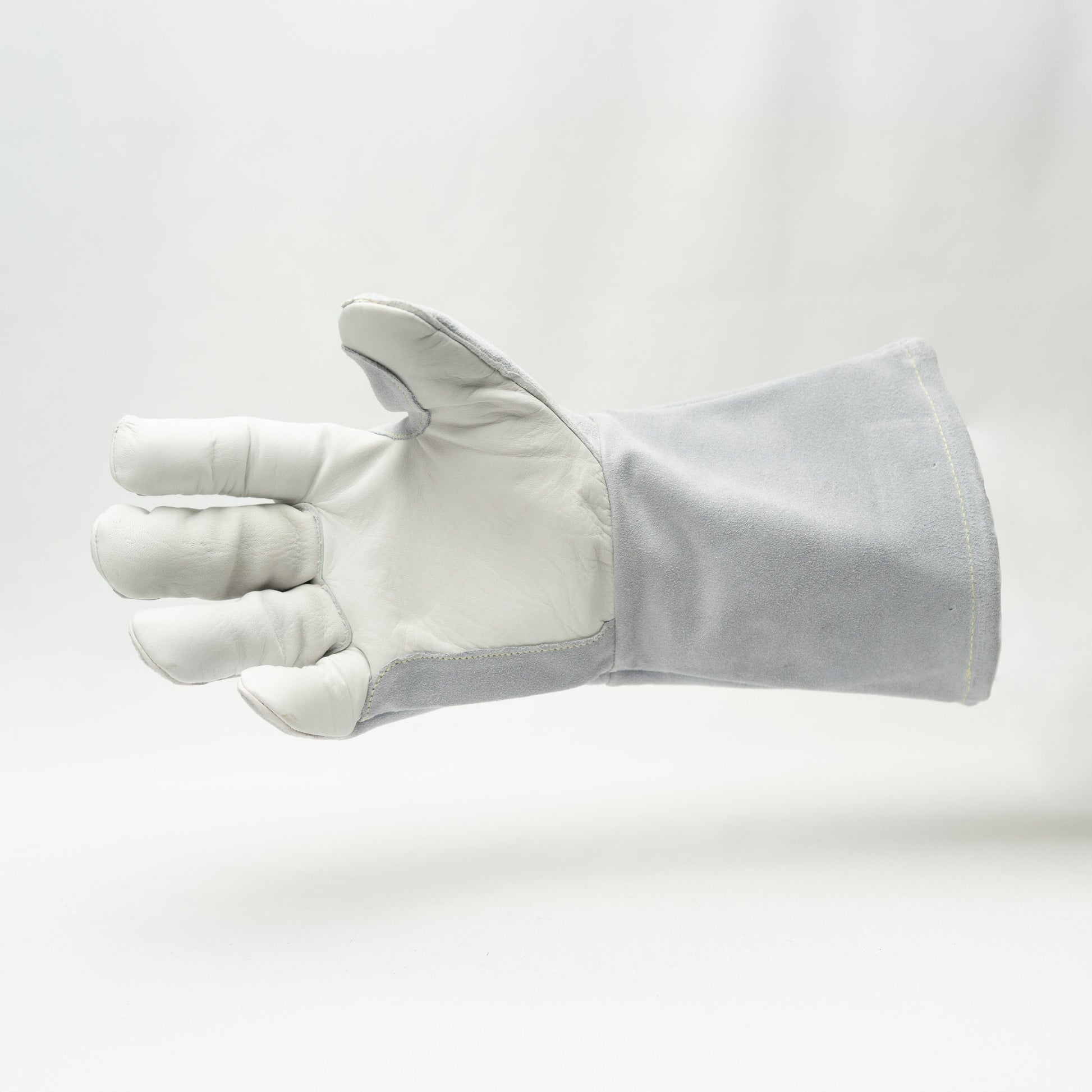 2ND SKIN 2S-SG750 Heavy-Duty Nomex-Lined Welding Glove top