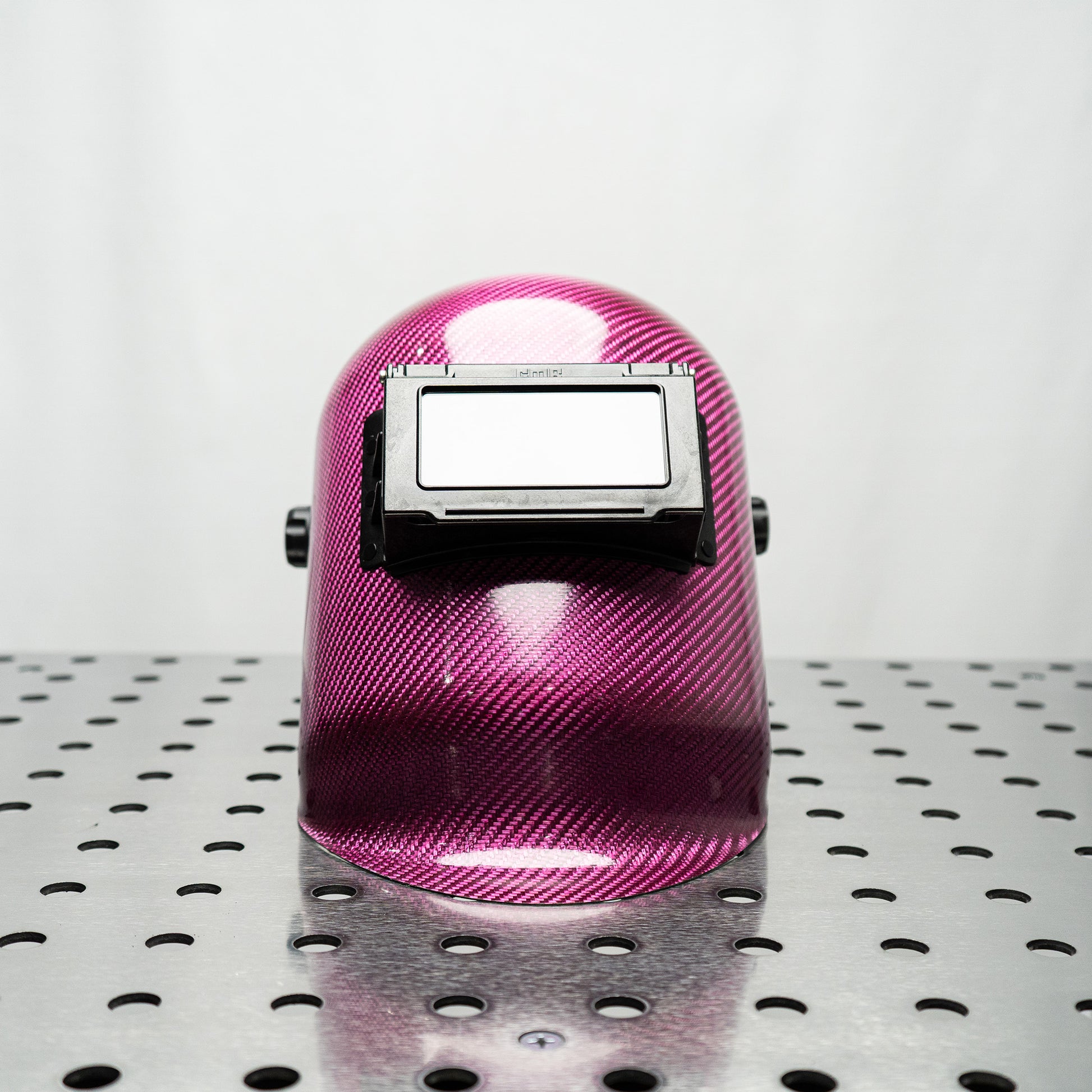 CMR_Fabrications_Carbon_fiber_Pipeliners_Sugar_scoop_welding_helmet_pink_face