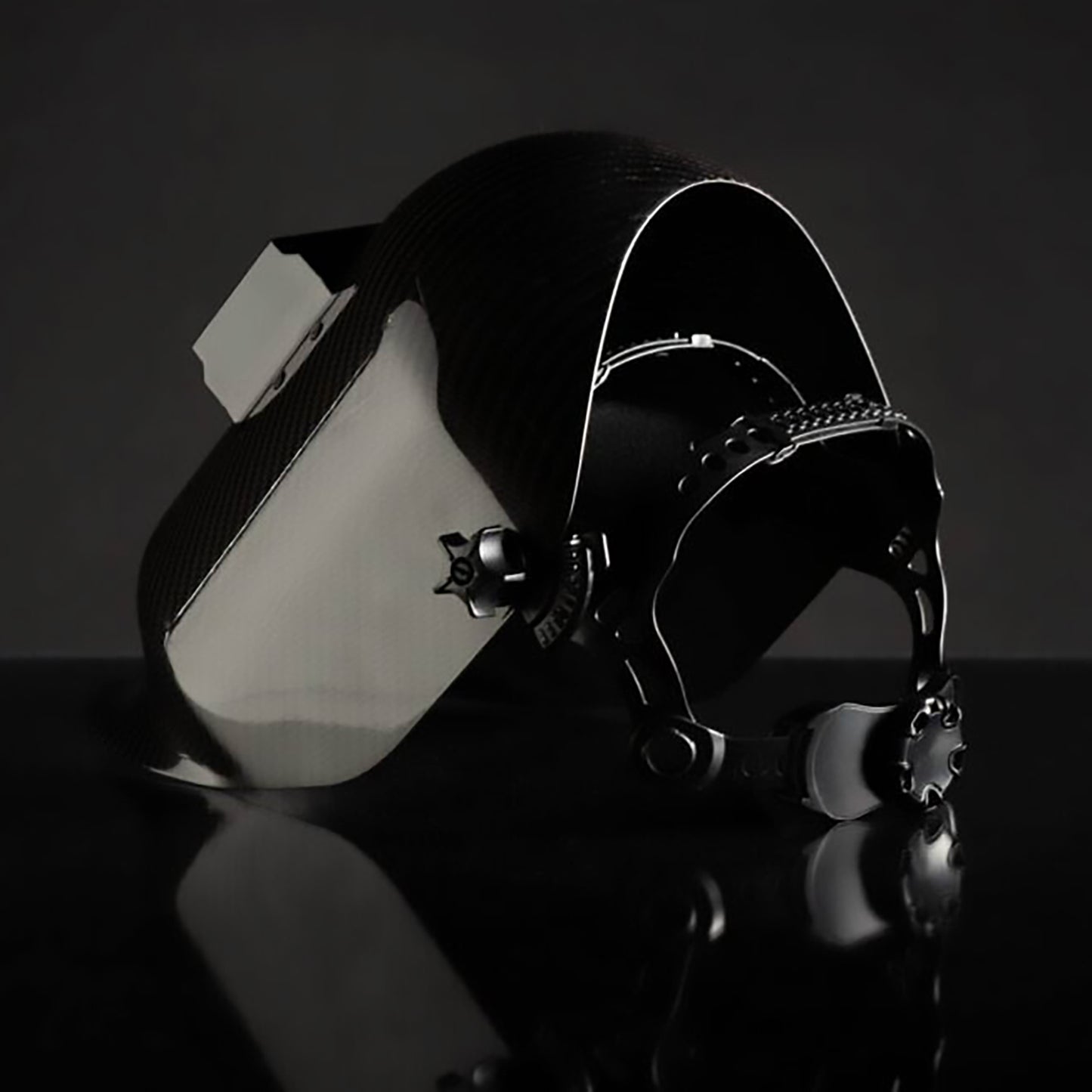 CMR Fabrications ratcheting headgear sugar scoop pipeliners welding hood side view